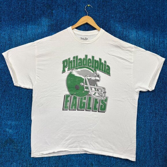 Philadelphia Eagles Throwback Team Helmet Oversized Tee XL - Picture 1 of 4